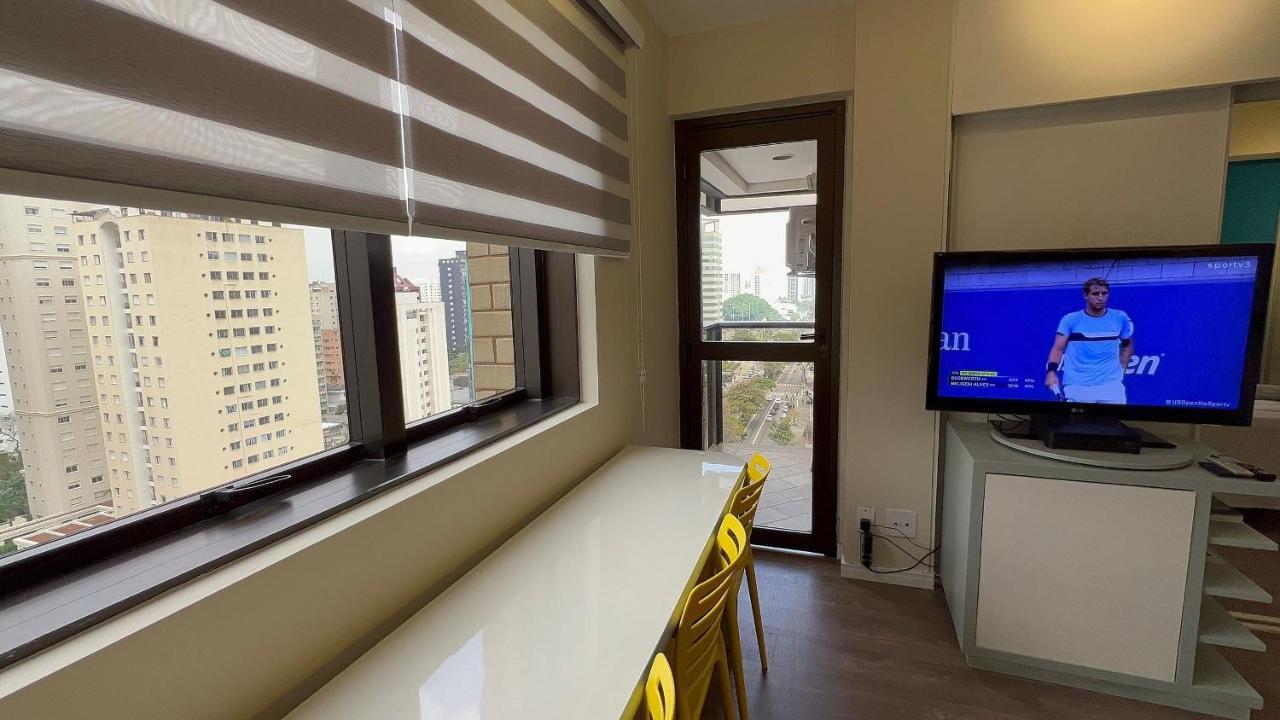 Flat Qi Intelligent Ibirapuera C/ Garagem Uh2212 * São Paulo